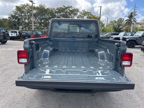 New 2026 Jeep Gladiator Sport AWD/4WD image 29