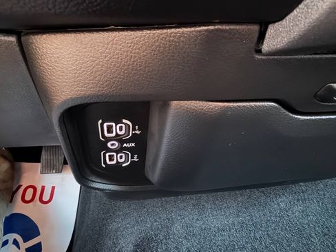 Used 2025 RAM 1500 Big Horn AWD/4WD image 28