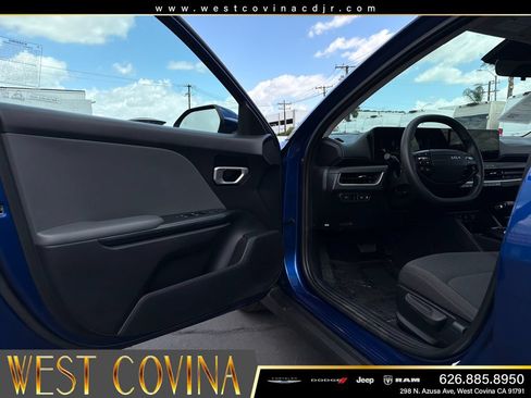 Used 2025 Kia K4 FWD image 18