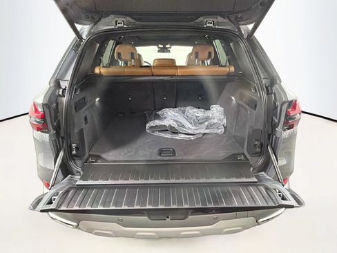 Used 2024 BMW X5 xDrive40i w/ Premium Package AWD/4WD image 29