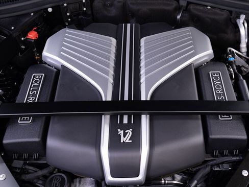 Certified 2023 Rolls-Royce Phantom Sedan w/ The Phantom Package image 59