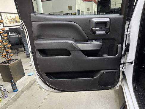 Used 2018 Chevrolet Silverado 3500 LT AWD/4WD image 12