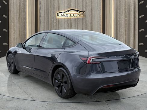 Used 2024 Tesla Model 3 Standard Range RWD image 5