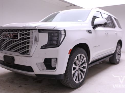 Used 2021 GMC Yukon Denali w/ Denali Premium Package image 1