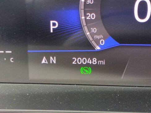 Used 2025 Volkswagen Jetta SE FWD image 33