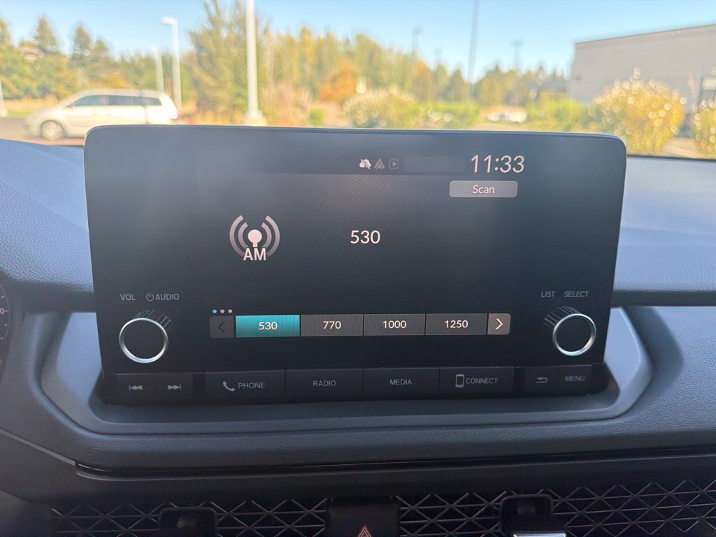 Used 2025 Honda Accord SE image 25