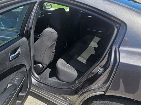 Used 2023 Dodge Charger SXT RWD image 12