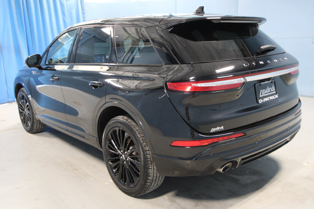 Used 2024 Lincoln Corsair AWD w/ Equipment Group 101A image 31