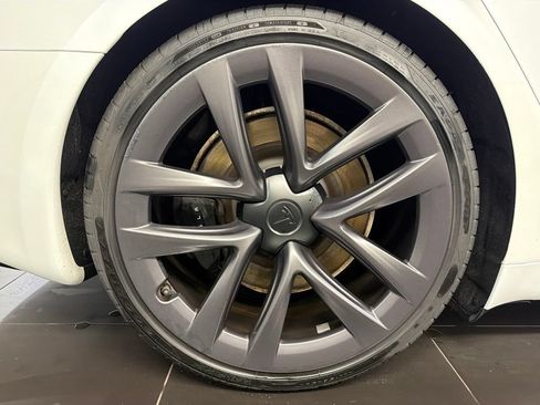 Used 2022 Tesla Model S Plaid AWD/4WD image 7