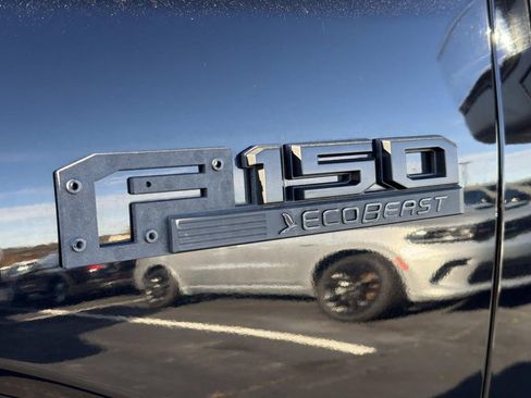 Used 2016 Ford F150 XLT w/ Equipment Group 302A Luxury image 11