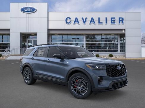 Used 2026 Ford Explorer ST-Line w/ ST-Line Street Pack AWD/4WD image 7