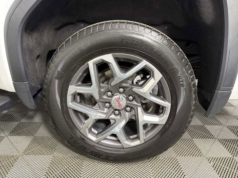 Used 2023 GMC Sierra 1500 SLT w/ SLT Premium Package image 17