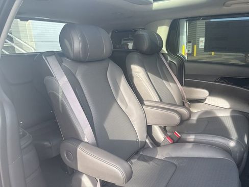 New 2026 Kia Carnival SX Prestige FWD image 15