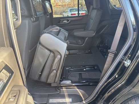 New 2026 GMC Yukon Denali w/ Denali Reserve Package AWD/4WD image 61