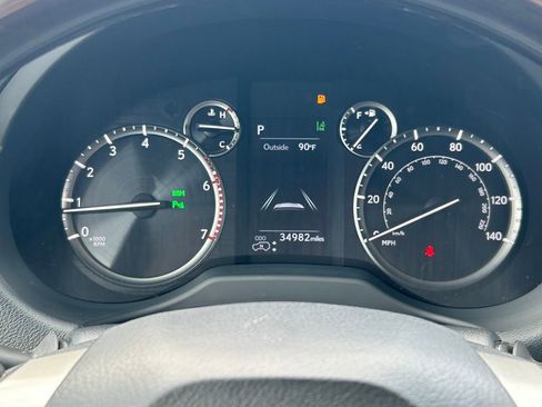 Used 2023 Lexus GX 460 Luxury AWD/4WD image 39