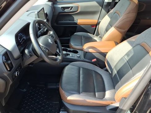 Used 2023 Ford Bronco Sport Outer Banks w/ Tech Package AWD/4WD image 14