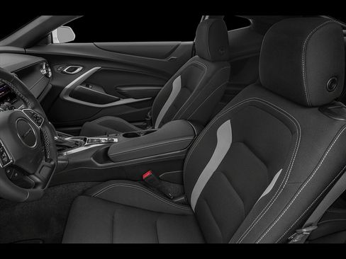 Certified 2021 Chevrolet Camaro LS image 12