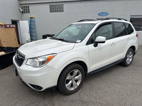 Used 2016 Subaru Forester 2.5i Premium w/ All-Weather Package AWD/4WD image 1