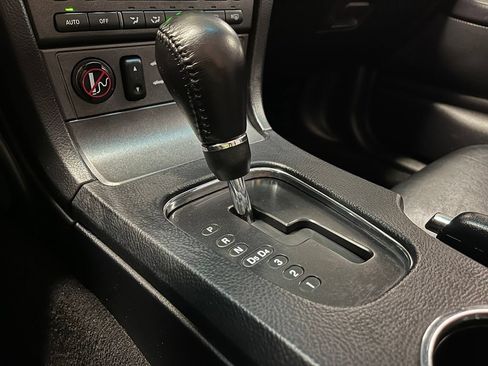Used 2003 Ford Thunderbird RWD image 10