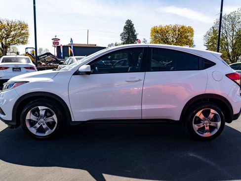 Used 2021 Honda HR-V LX image 13