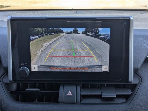 Used 2023 Toyota RAV4 XLE image 31