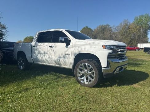 Used 2019 Chevrolet Silverado 1500 LTZ w/ LTZ Texas Edition image 13