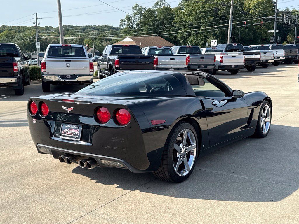 Used 2008 Chevrolet Corvette Coupe w/ Preferred Equipment Group RWD image 17
