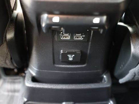 Used 2020 Jeep Wrangler Unlimited Sahara AWD/4WD image 39