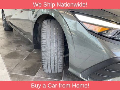 Used 2025 Hyundai Elantra Sport FWD image 16