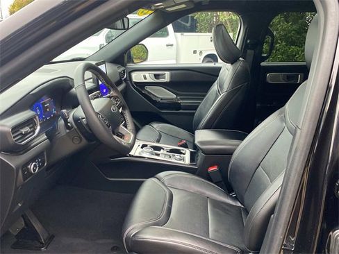 Used 2023 Ford Explorer ST w/ Equipment Group 401A image 11