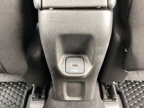Used 2023 Jeep Renegade Trailhawk AWD/4WD image 27