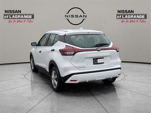 Certified 2023 Nissan Kicks S image 7