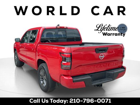 Used 2025 Nissan Frontier SV w/ SV Convenience Package RWD image 5