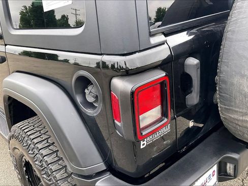 Used 2020 Jeep Wrangler Unlimited Sport S AWD/4WD image 28