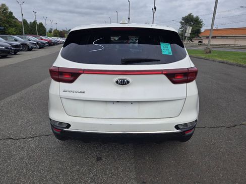 Used 2020 Kia Sportage LX AWD/4WD image 3