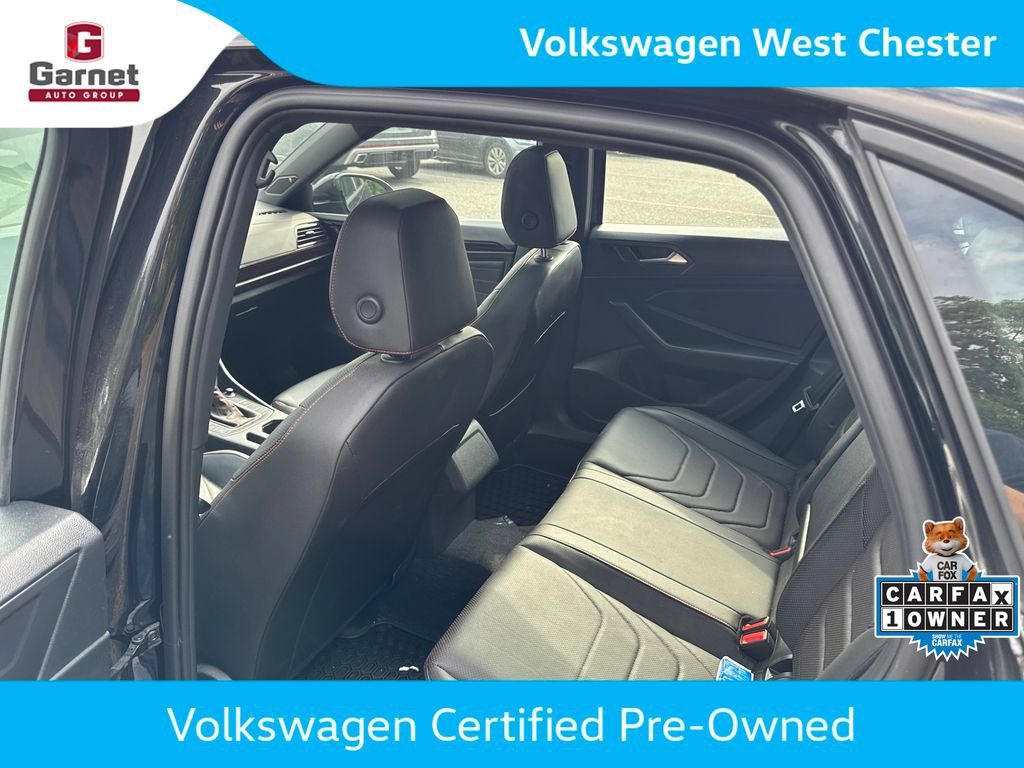 Used 2023 Volkswagen Jetta GLI Autobahn FWD image 12