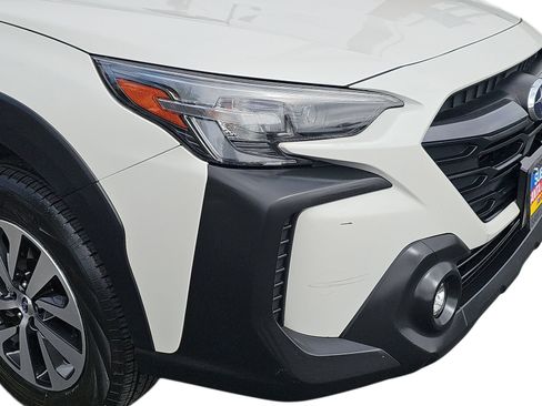 Used 2023 Subaru Outback Premium AWD/4WD image 9