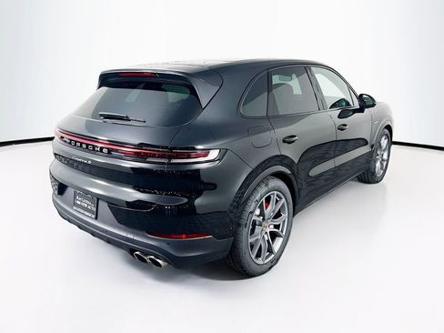 New 2026 Porsche Cayenne S AWD/4WD image 9