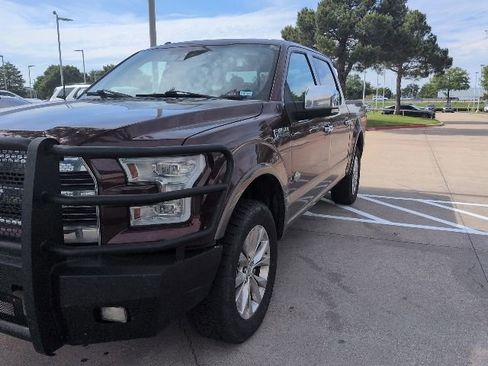 Used 2015 Ford F150 King Ranch w/ Equipment Group 601A Luxury AWD/4WD image 2