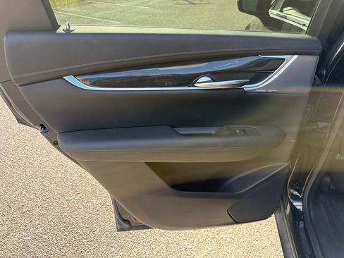 Used 2023 Cadillac XT5 Premium Luxury AWD/4WD image 15