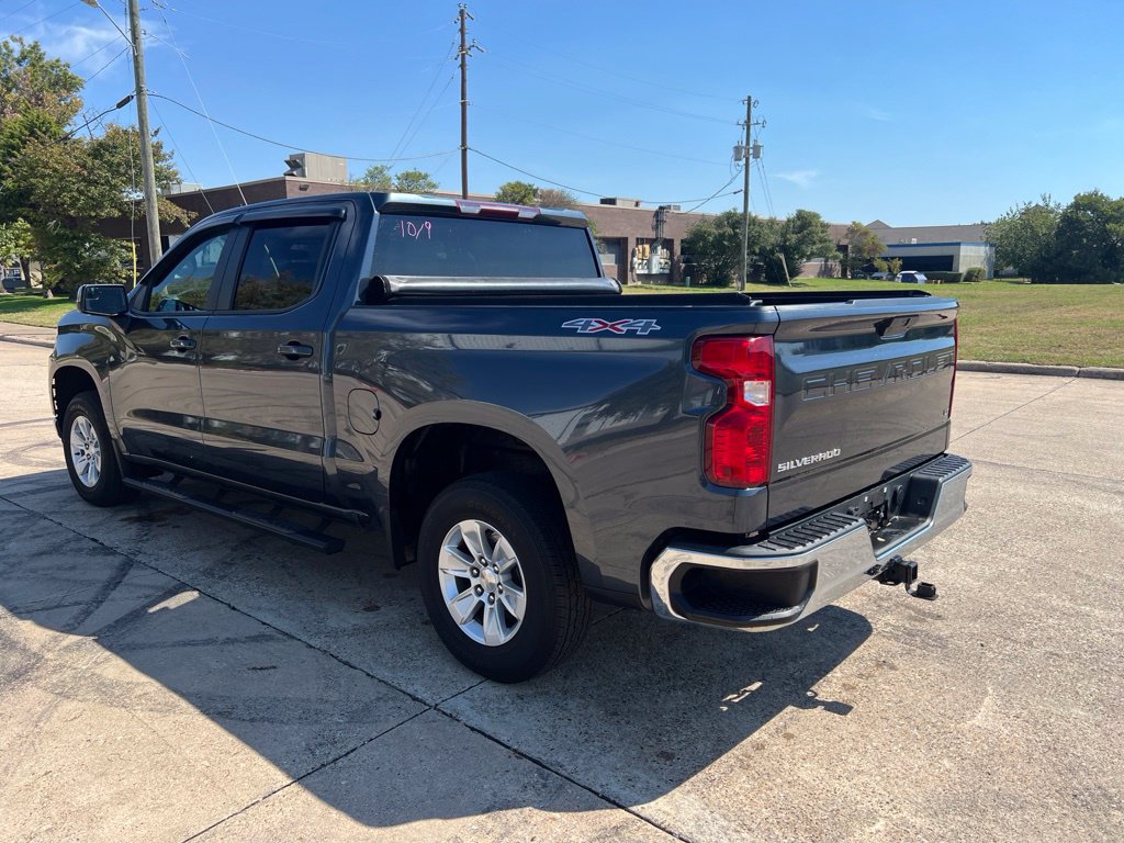 Used 2022 Chevrolet Silverado 1500 LT AWD/4WD image 8