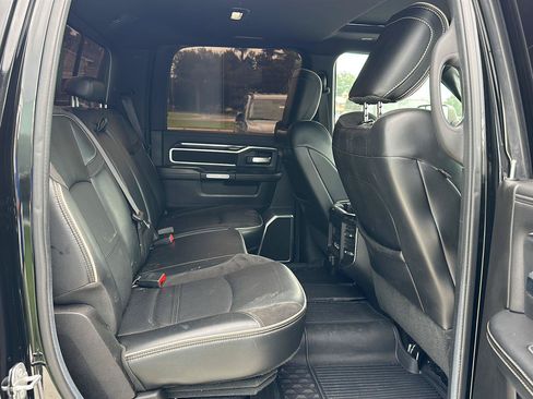 Used 2019 RAM 2500 Laramie AWD/4WD image 11
