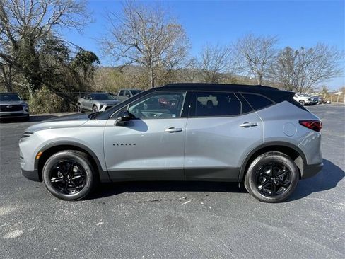 New 2026 Chevrolet Blazer LT w/ Convenience Package image 2