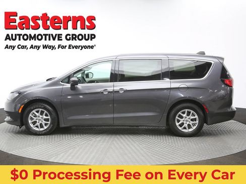 Used 2023 Chrysler Voyager LX FWD image 59