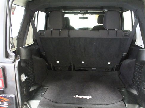 Used 2017 Jeep Wrangler Unlimited Sport w/ Quick Order Package 24S image 23