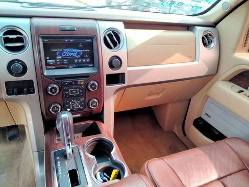 Used 2014 Ford F150 King Ranch w/ King Ranch Luxury Package RWD image 17