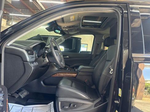 Used 2017 Chevrolet Tahoe Premier AWD/4WD image 3