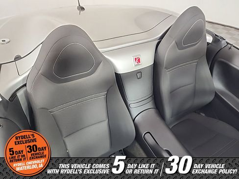 Used 2007 Saturn Sky image 28