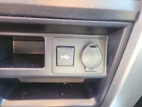 Used 2022 Toyota 4Runner SR5 Premium image 23