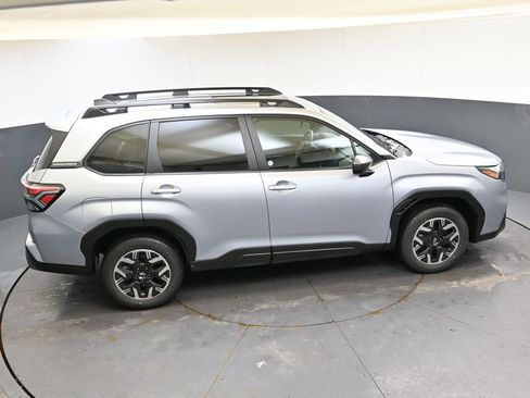 Certified 2025 Subaru Forester Premium image 51